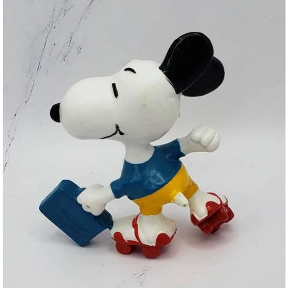 Snoopy Roller Skating with Briefcase Peanuts Toy Figurine - Picture 3 of 8